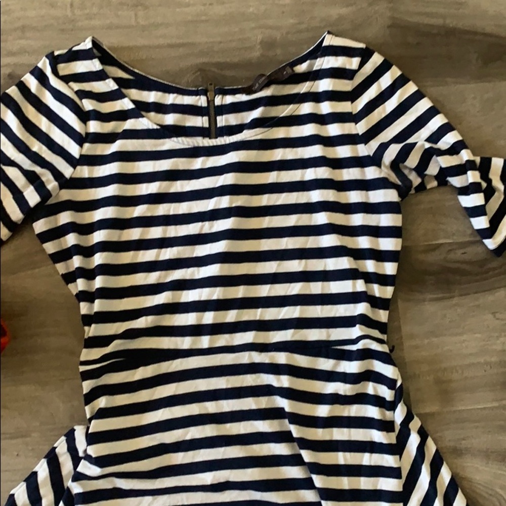 Limited black and white striped knee length dress - Picture 2 of 3